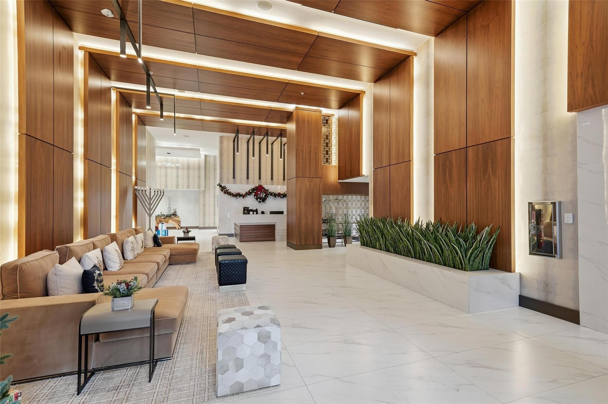 2960 NE 207th St #1108 Miami, FL 33180