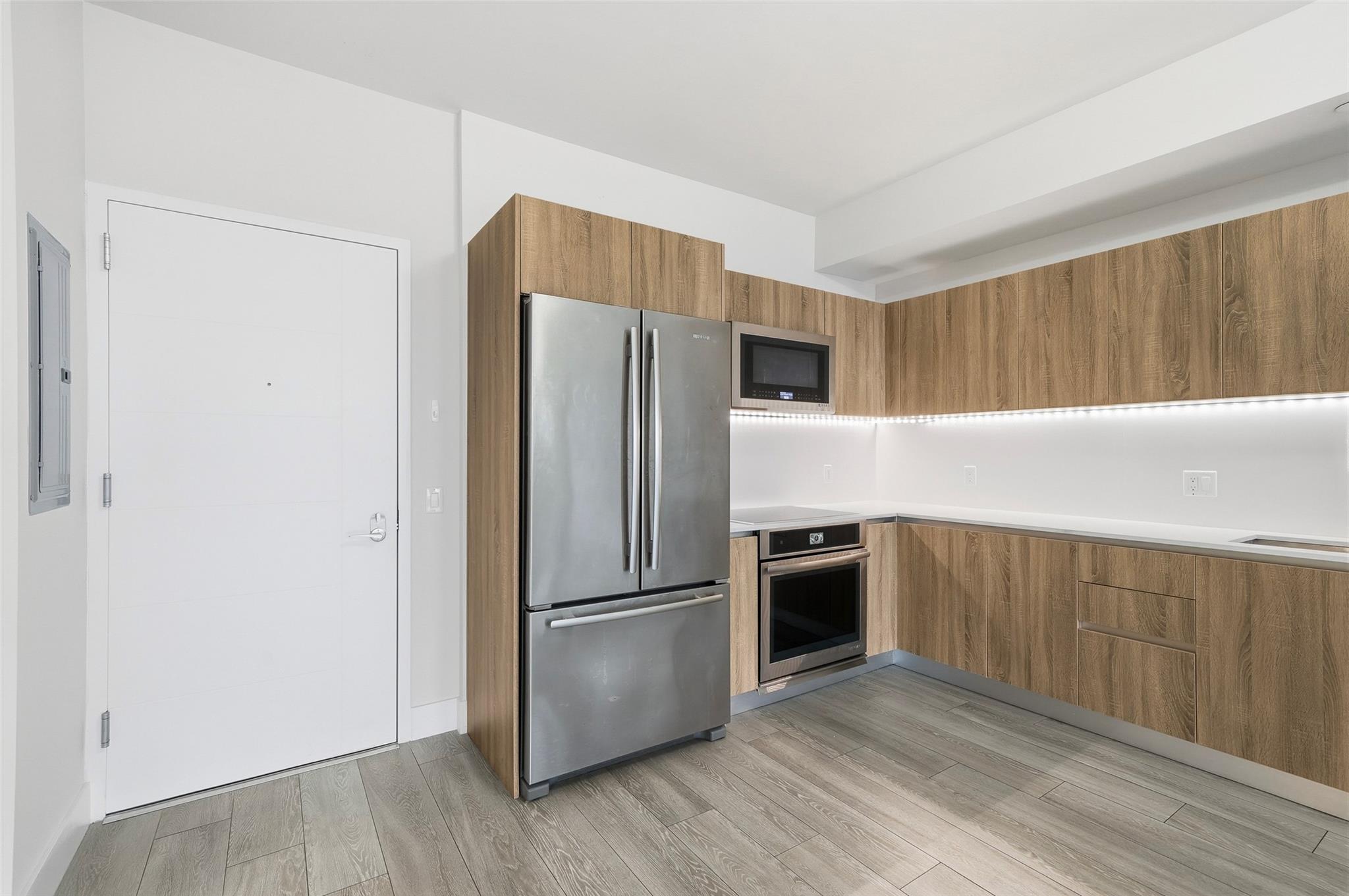 2960 NE 207th St #1108 Miami, FL 33180