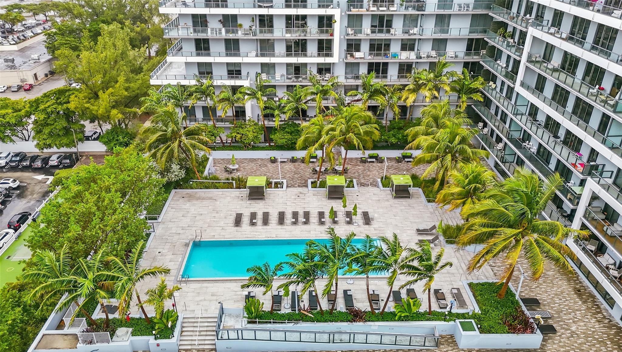 2960 NE 207th St #1108 Miami, FL 33180