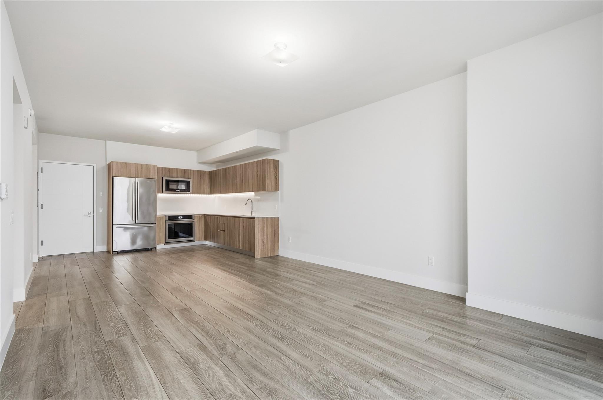 2960 NE 207th St #1108 Miami, FL 33180