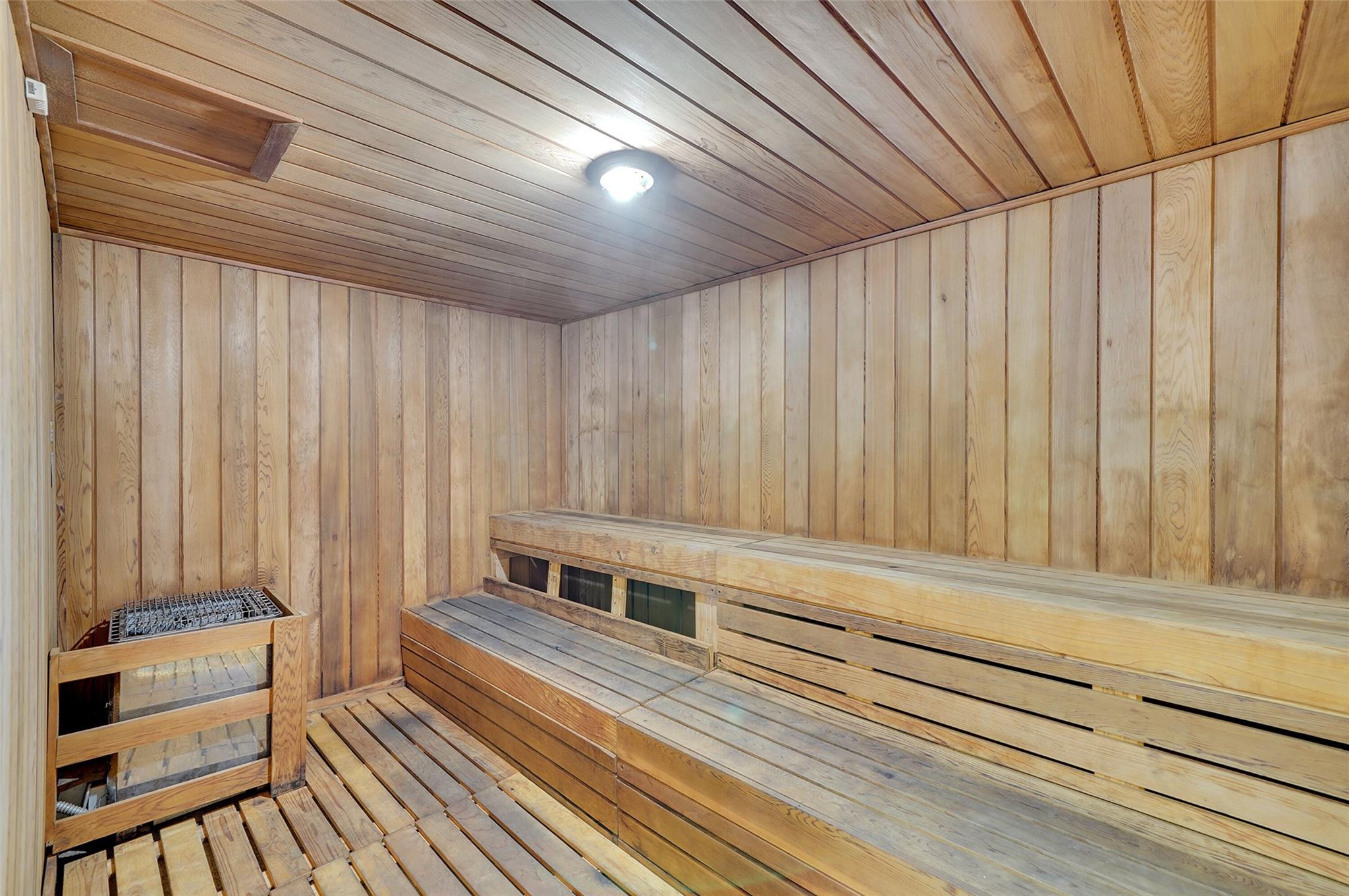 20335 W Country Clb Dr #2210 Aventura, FL 33180