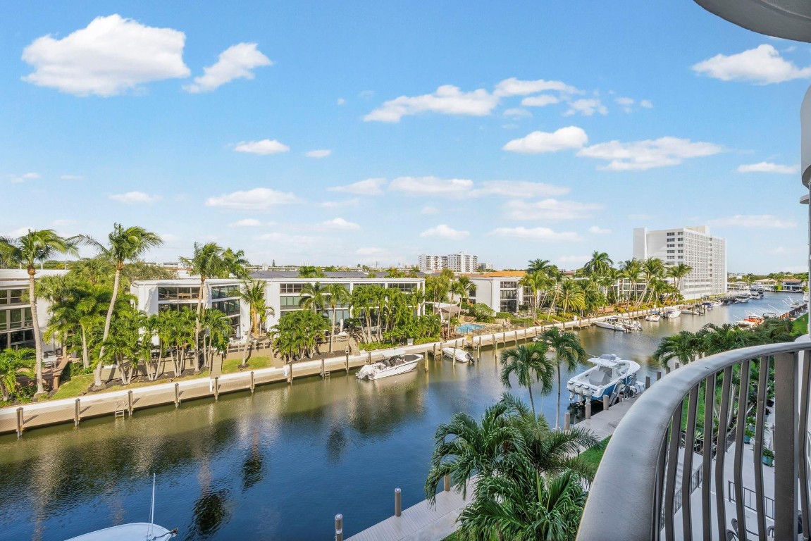 3051 NE 48th St #404 Fort Lauderdale, FL 33308
