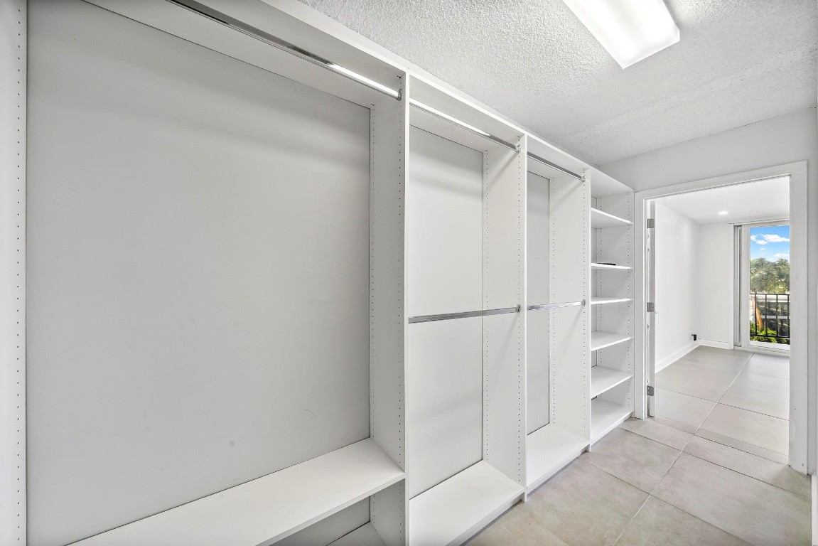 3051 NE 48th St #404 Fort Lauderdale, FL 33308