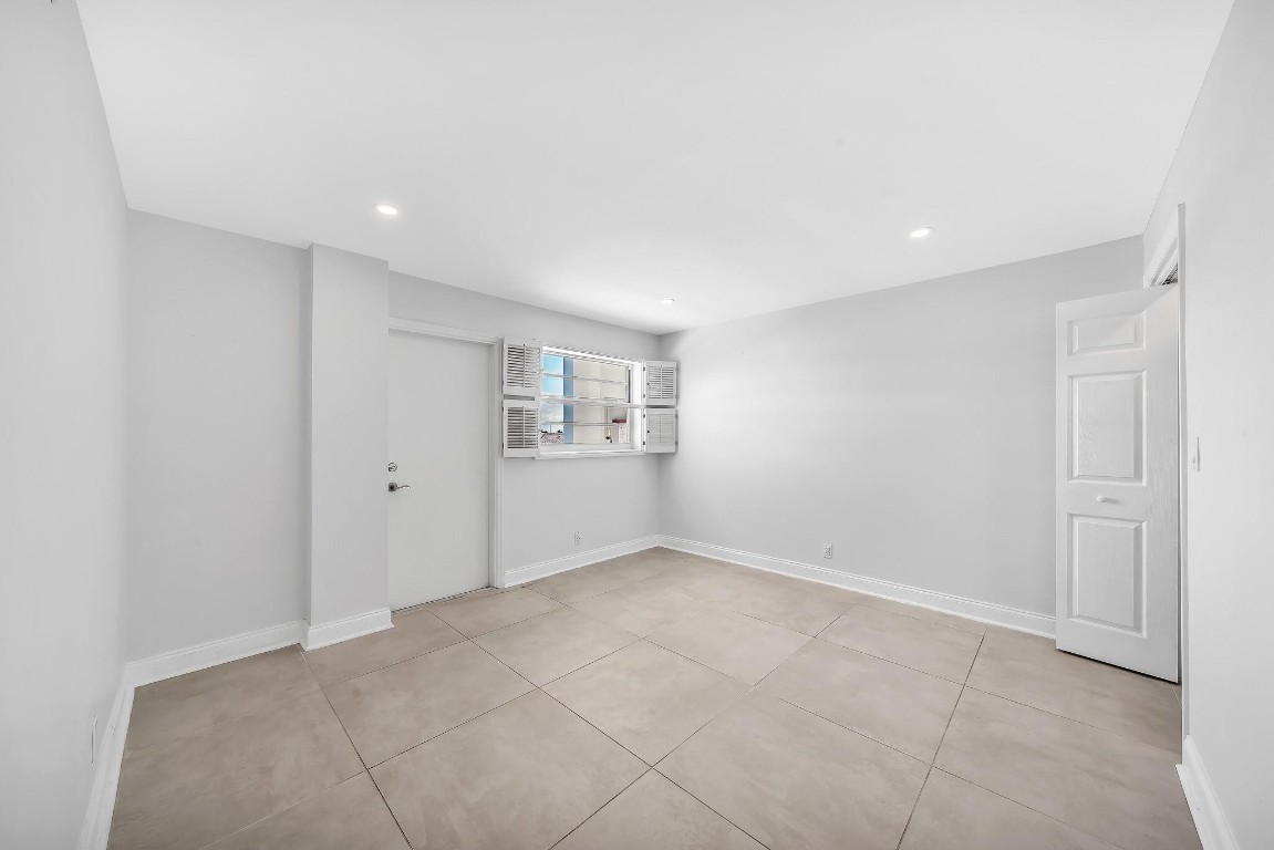 3051 NE 48th St #404 Fort Lauderdale, FL 33308