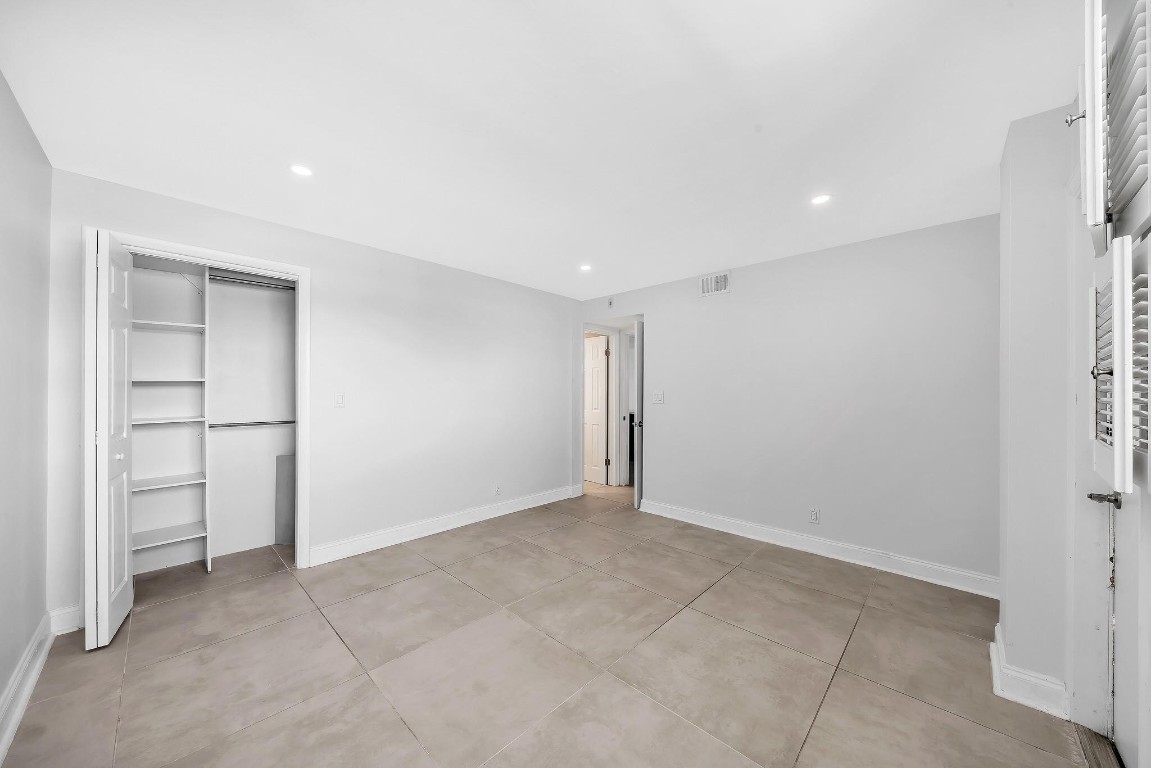 3051 NE 48th St #404 Fort Lauderdale, FL 33308