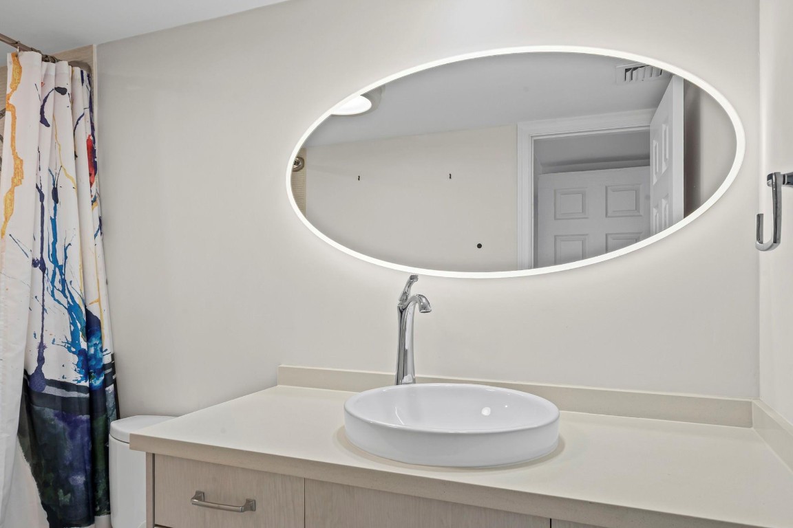 3051 NE 48th St #404 Fort Lauderdale, FL 33308