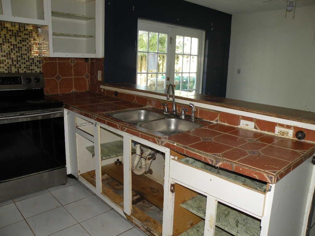 4415 SW 72th Ter Davie, FL 33314