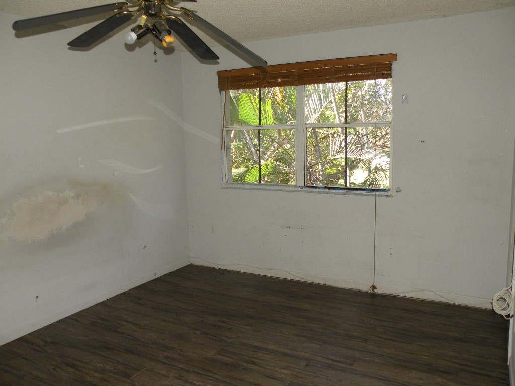 4415 SW 72th Ter Davie, FL 33314