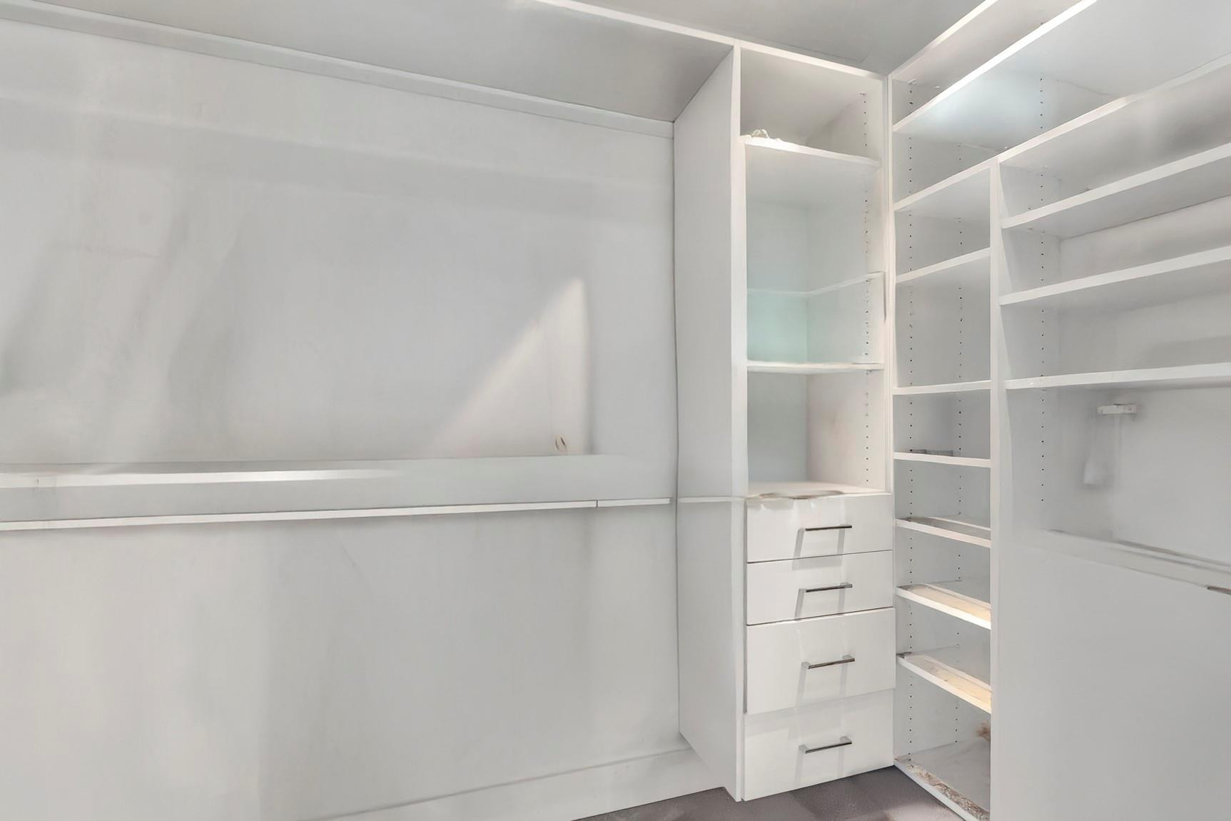 11930 N Bayshore #404 North Miami, FL 33181