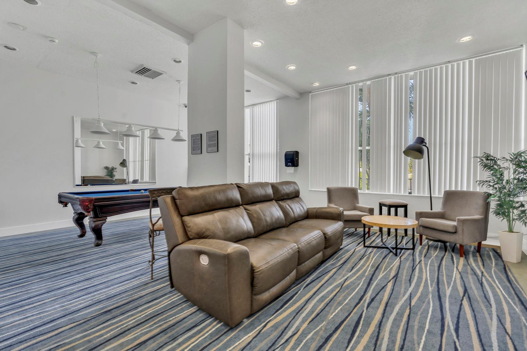 11930 N Bayshore #404 North Miami, FL 33181