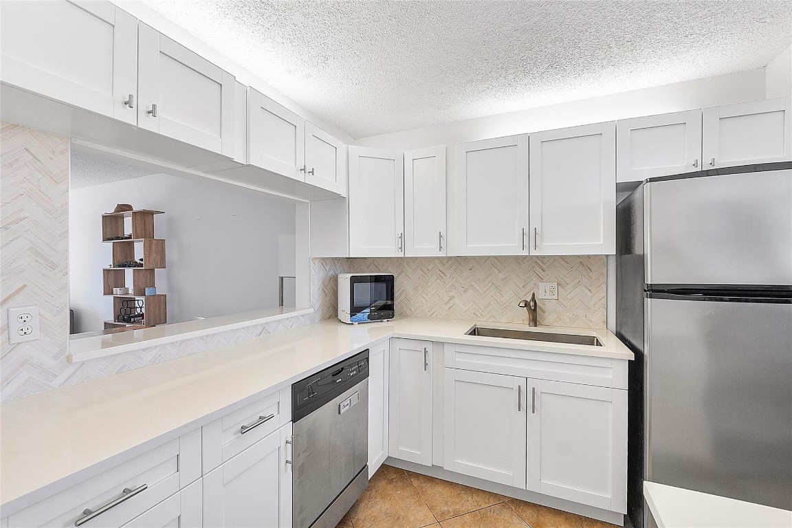 5300 NE 24th #425c Fort Lauderdale, FL 33308