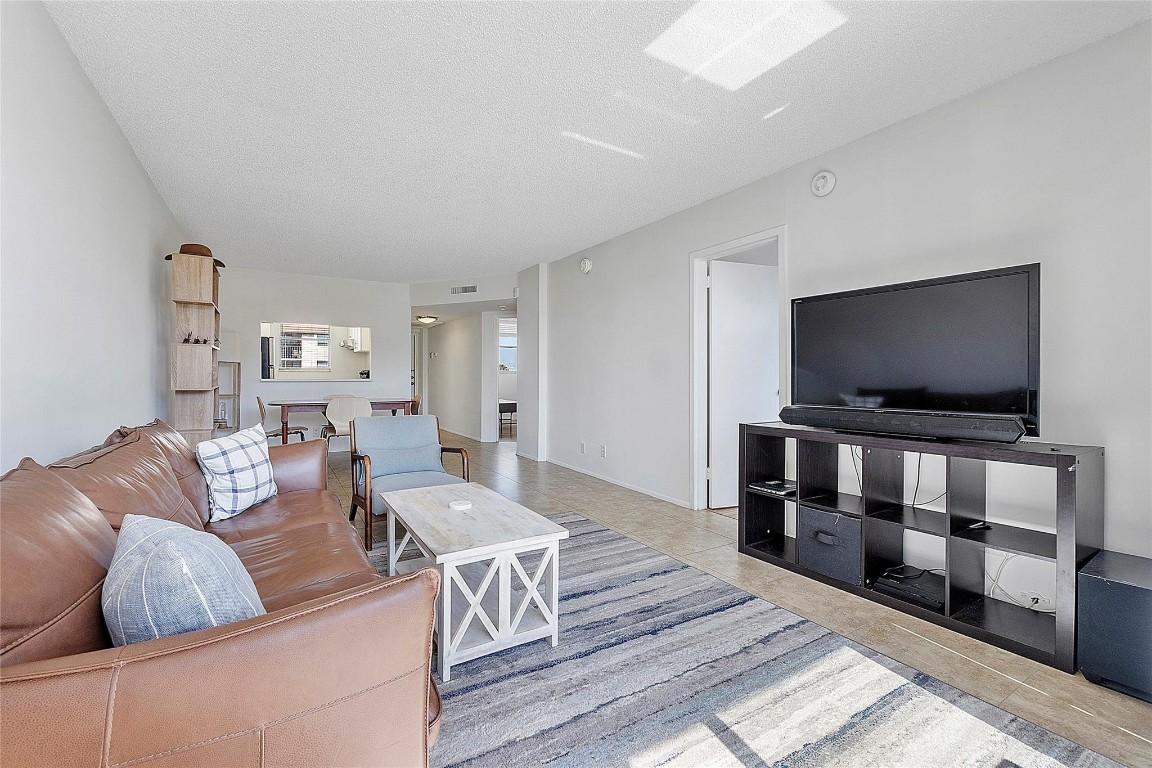 5300 NE 24th #425c Fort Lauderdale, FL 33308