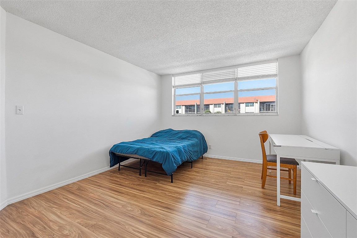 5300 NE 24th #425c Fort Lauderdale, FL 33308