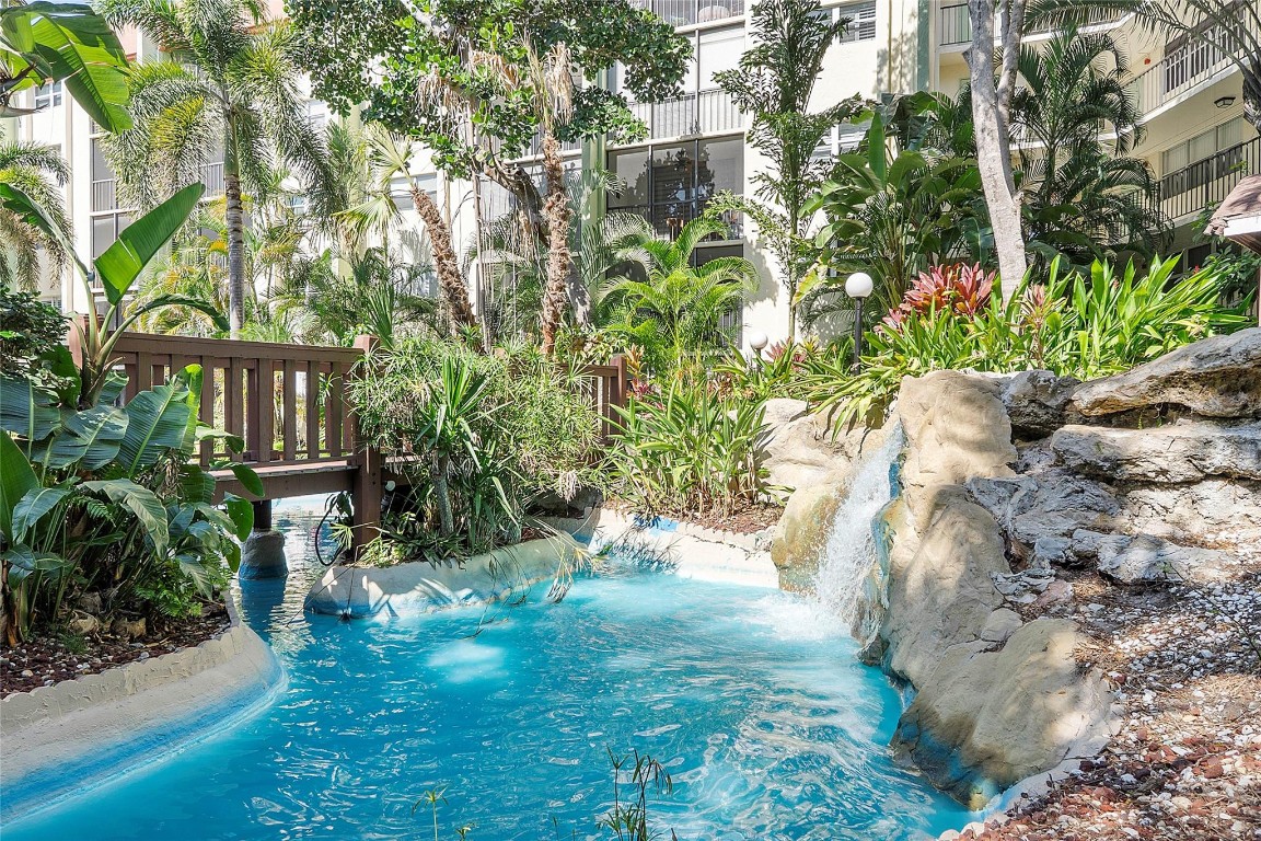 5300 NE 24th #425c Fort Lauderdale, FL 33308