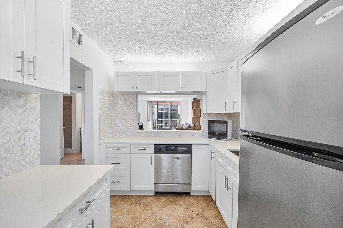 5300 NE 24th #425c Fort Lauderdale, FL 33308