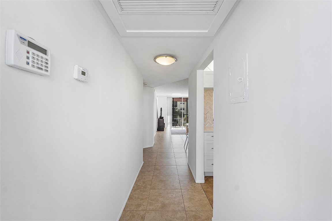 5300 NE 24th #425c Fort Lauderdale, FL 33308