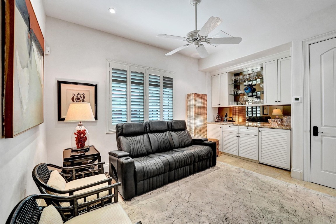 2321 SW 26th Fort Lauderdale, FL 33312