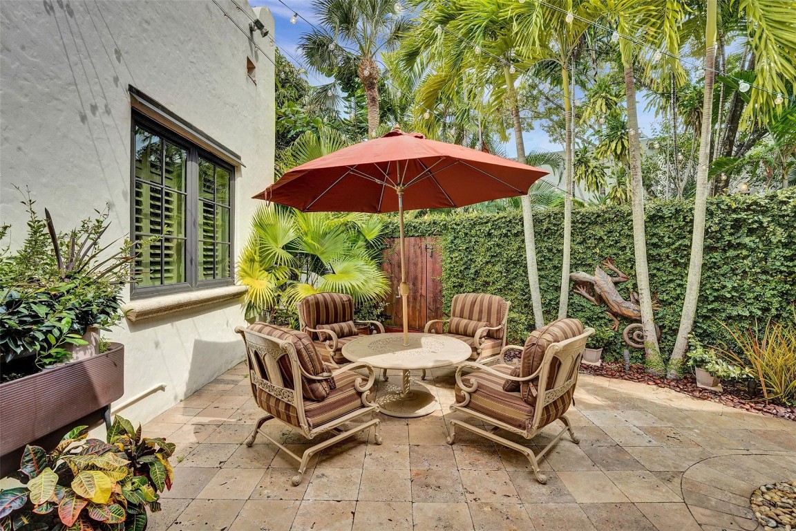 2321 SW 26th Fort Lauderdale, FL 33312