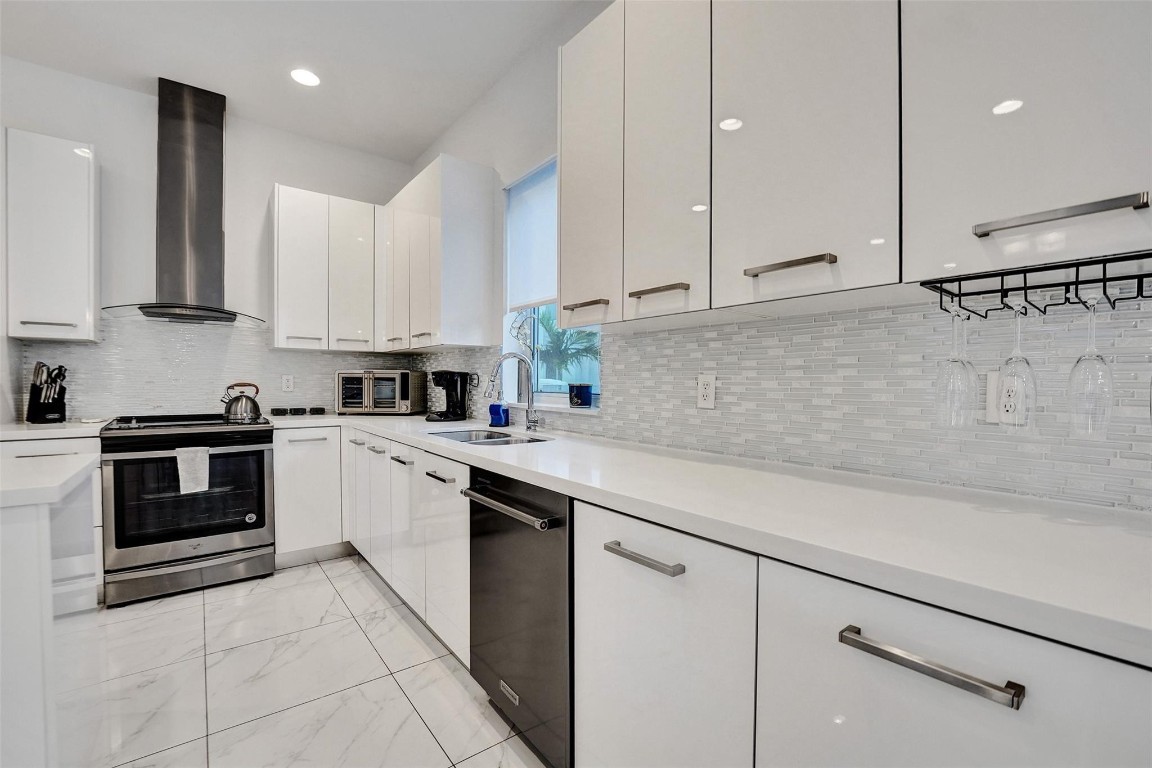 1371 N Ocean Pompano Beach, FL 33062