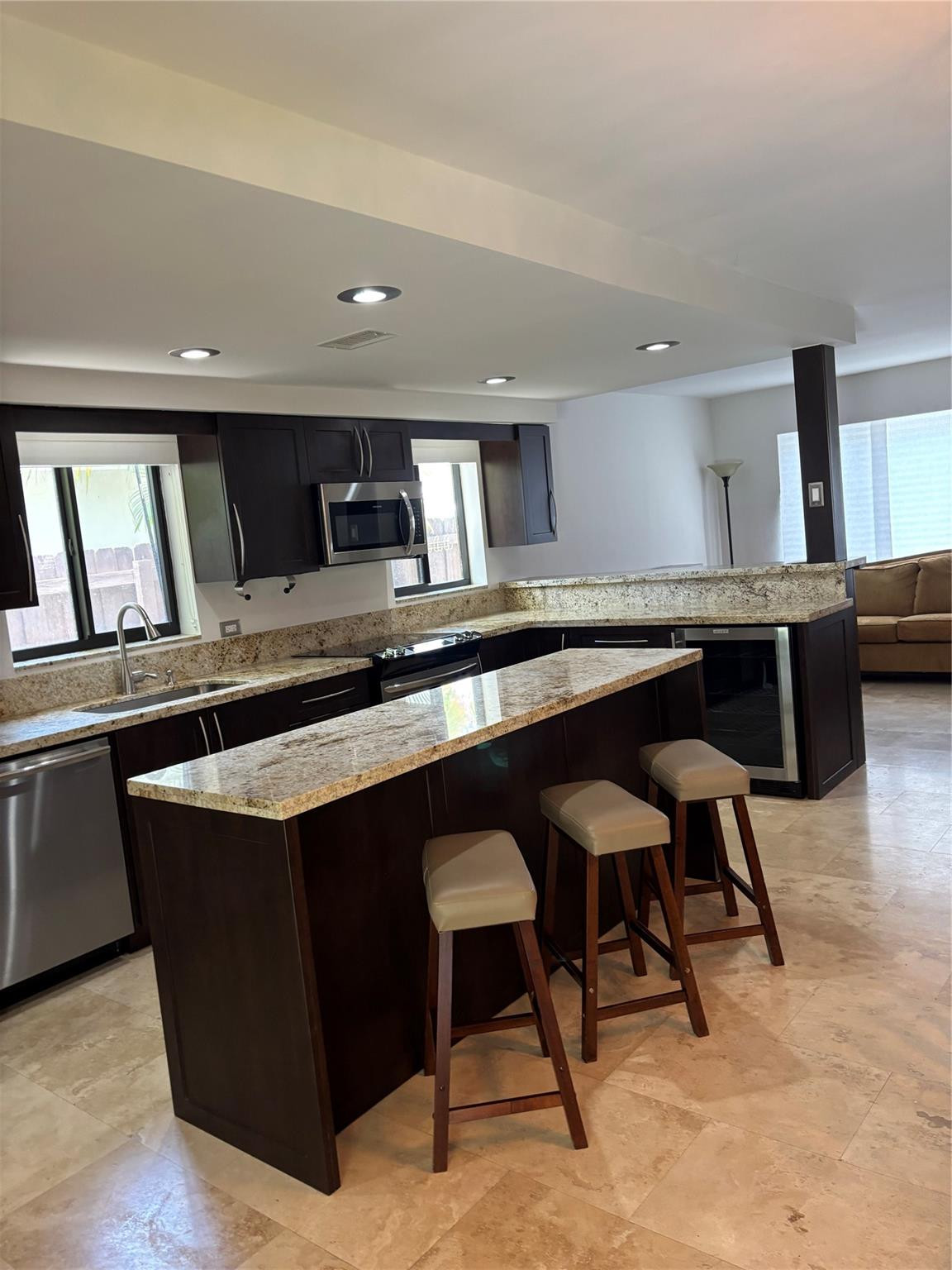 1126 Lincoln Hollywood, FL 33019