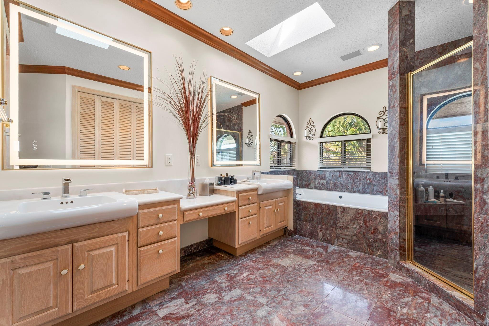 2865 NE 19th Pompano Beach, FL 33062