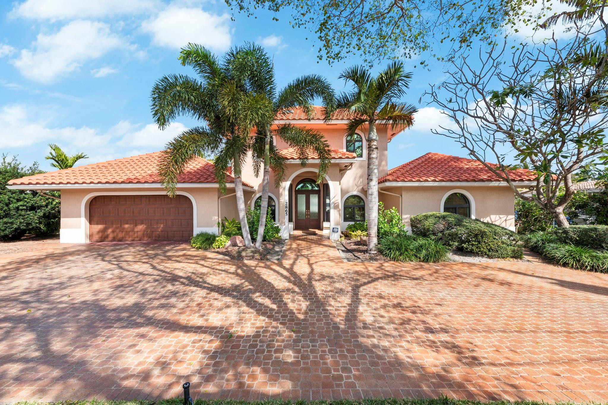 2865 NE 19th Pompano Beach, FL 33062