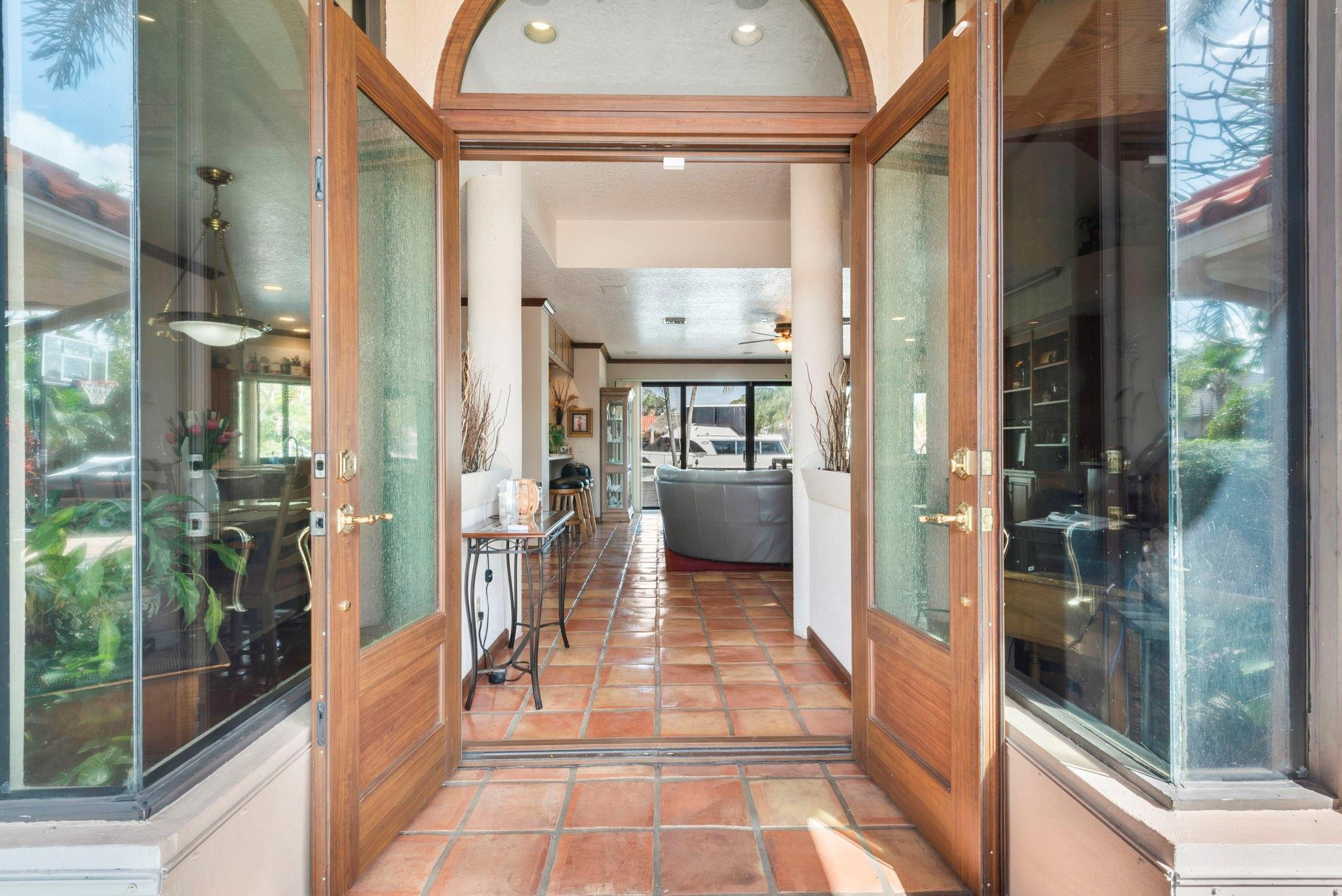 2865 NE 19th Pompano Beach, FL 33062