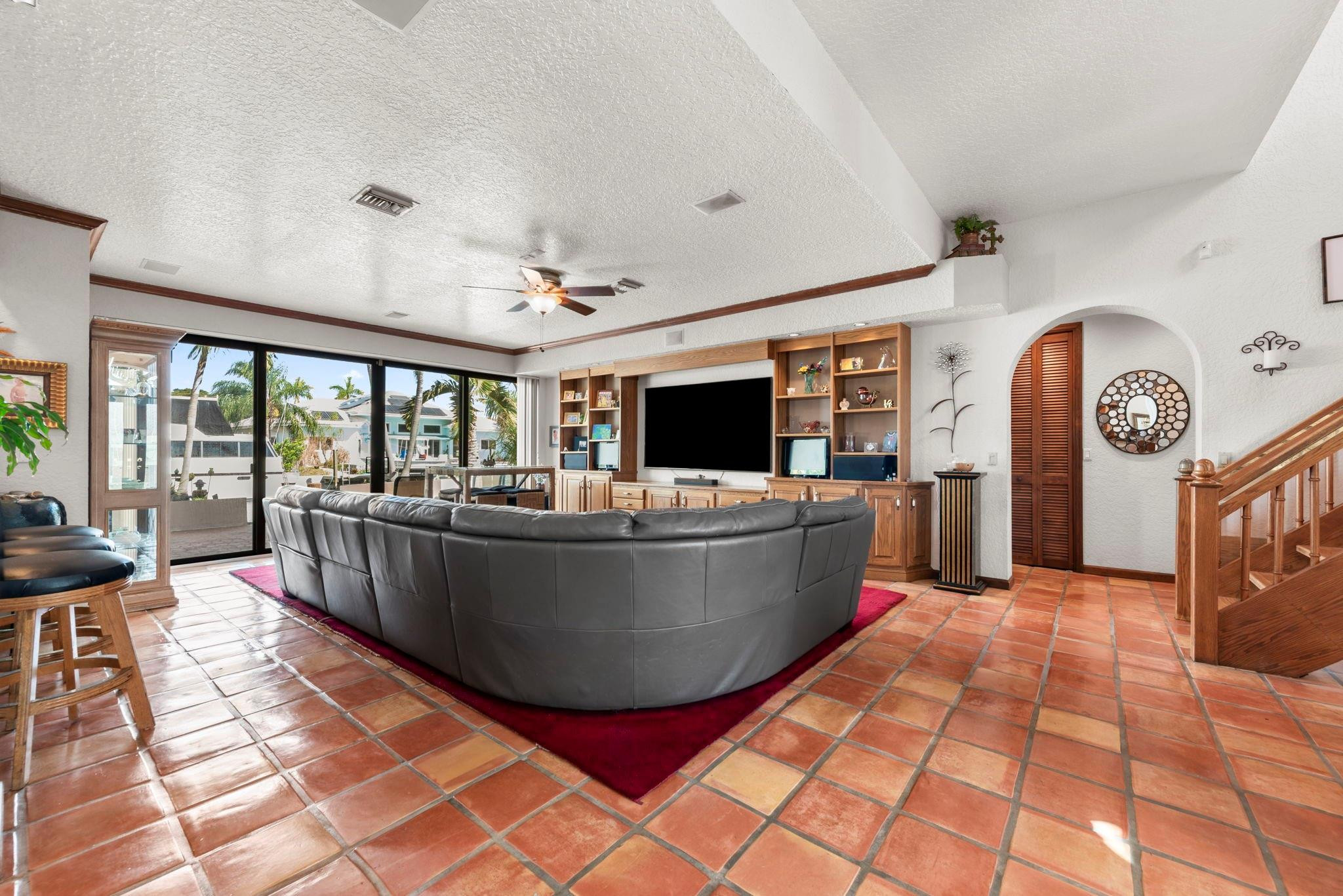 2865 NE 19th Pompano Beach, FL 33062