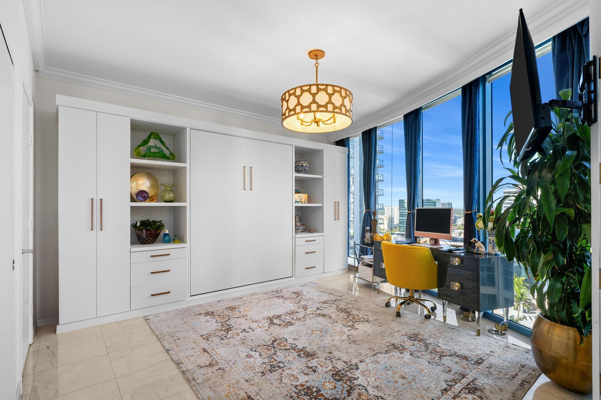 333 Las Olas #2308 Fort Lauderdale, FL 33301