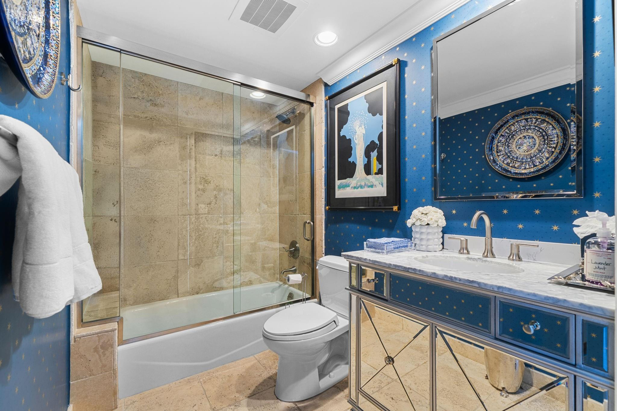 333 Las Olas #2308 Fort Lauderdale, FL 33301