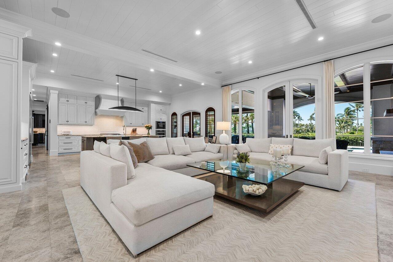 3015 SE Dune Dr Stuart, FL 34996 3015 SE Dune Dr Stuart, FL 34996