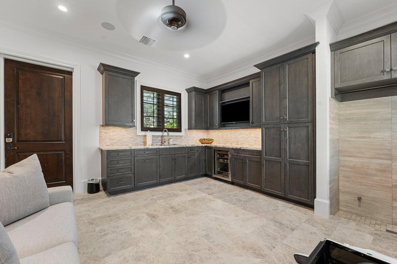3015 SE Dune Dr Stuart, FL 34996 3015 SE Dune Dr Stuart, FL 34996