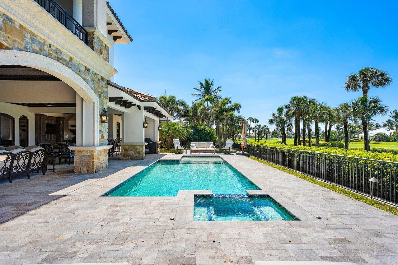 3015 SE Dune Dr Stuart, FL 34996 3015 SE Dune Dr Stuart, FL 34996
