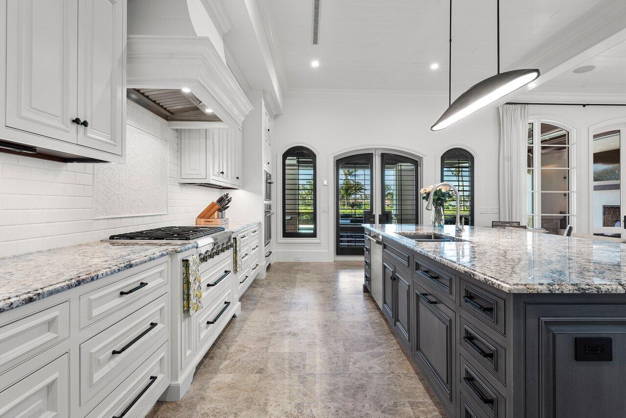 3015 SE Dune Dr Stuart, FL 34996 3015 SE Dune Dr Stuart, FL 34996