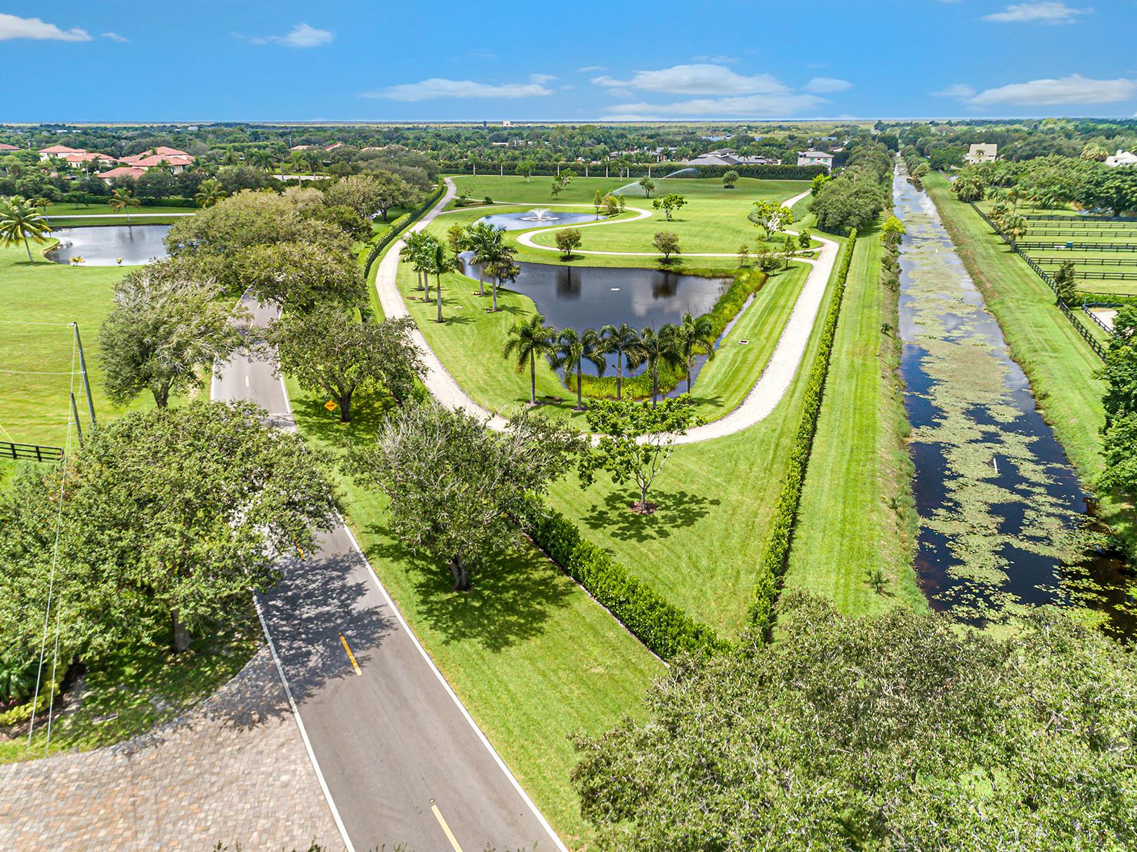 3310 Palm Bch Pt Blvd #(Barn & Apartment) Wellington, FL 33414