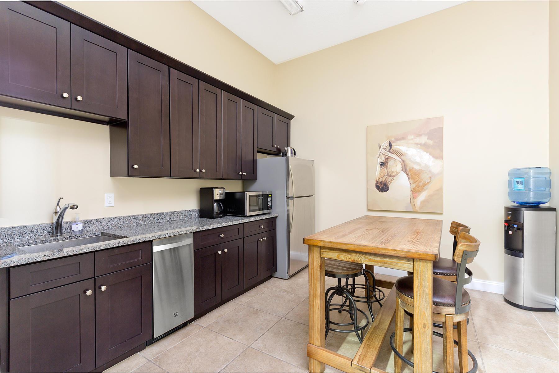 3310 Palm Bch Pt Blvd #(Barn & Apartment) Wellington, FL 33414