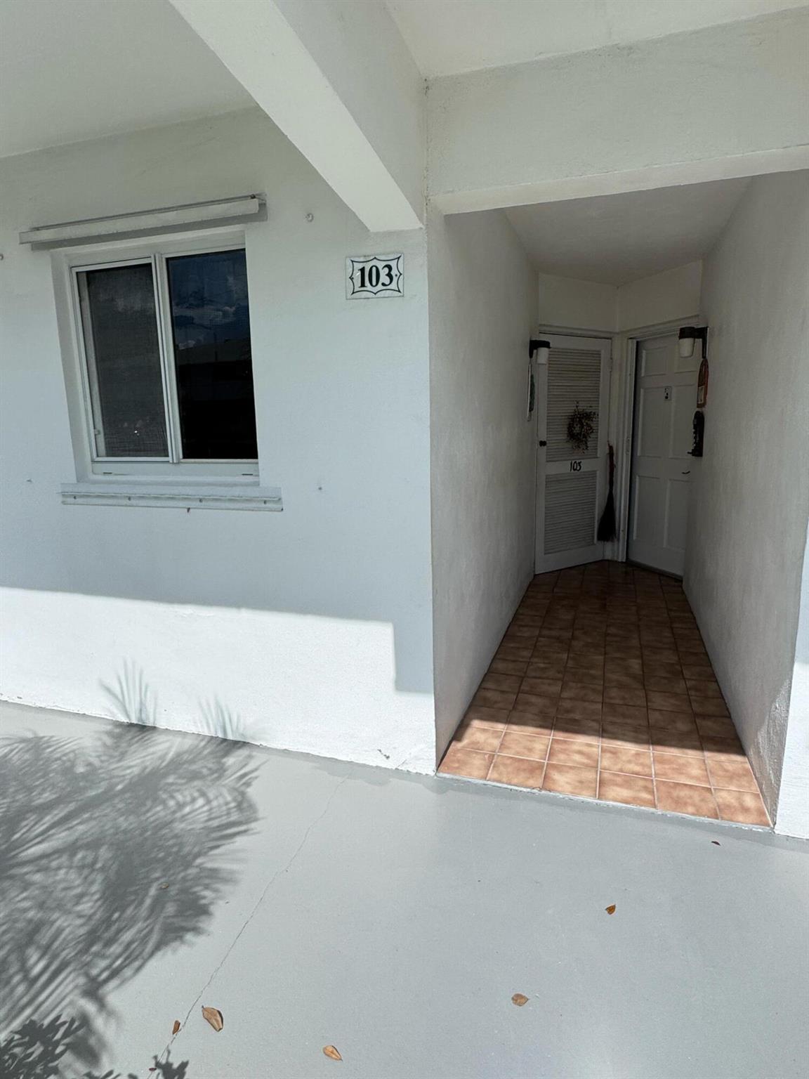 5 Westwood Ave #103d