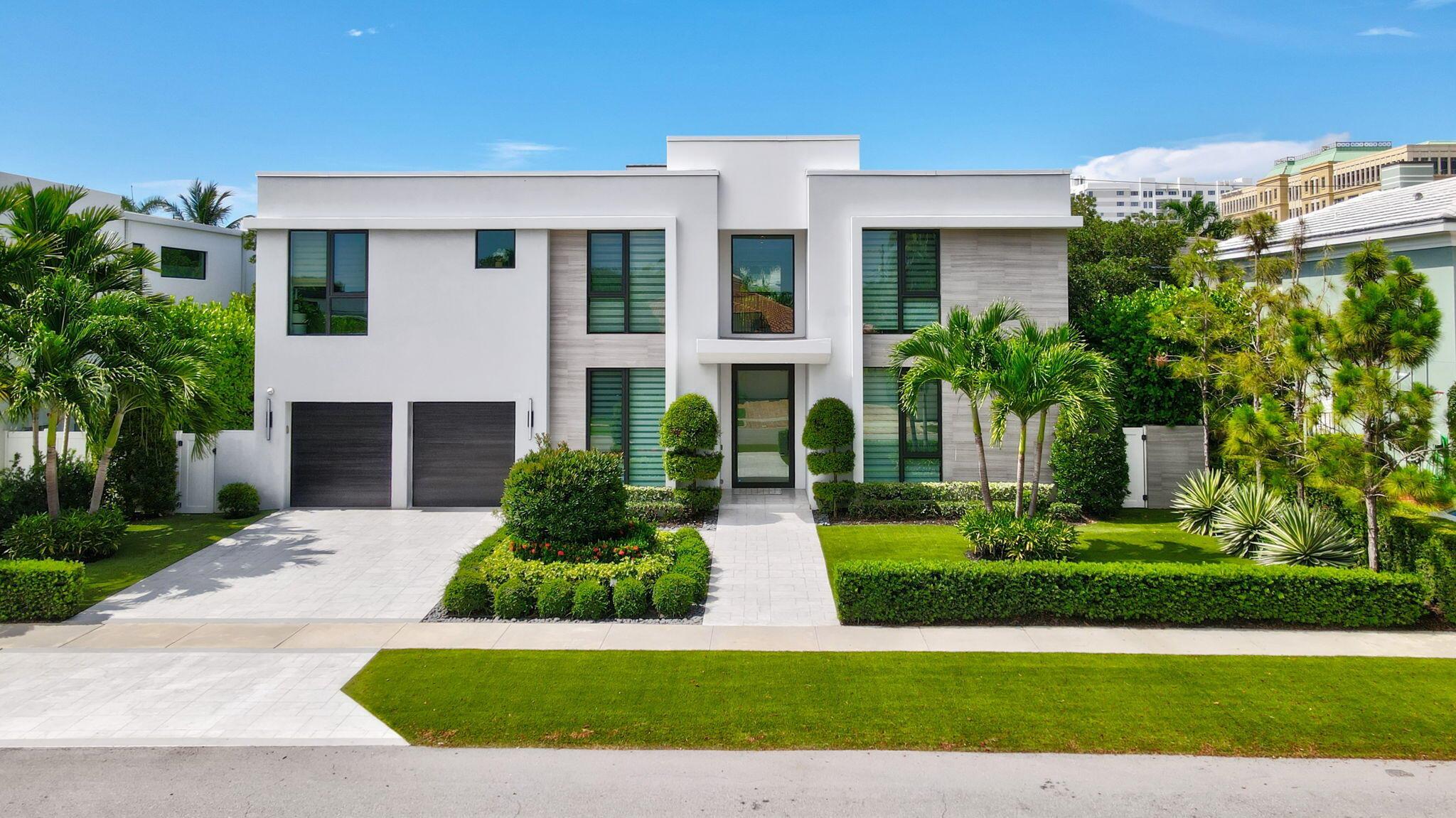 234 NE 4th St