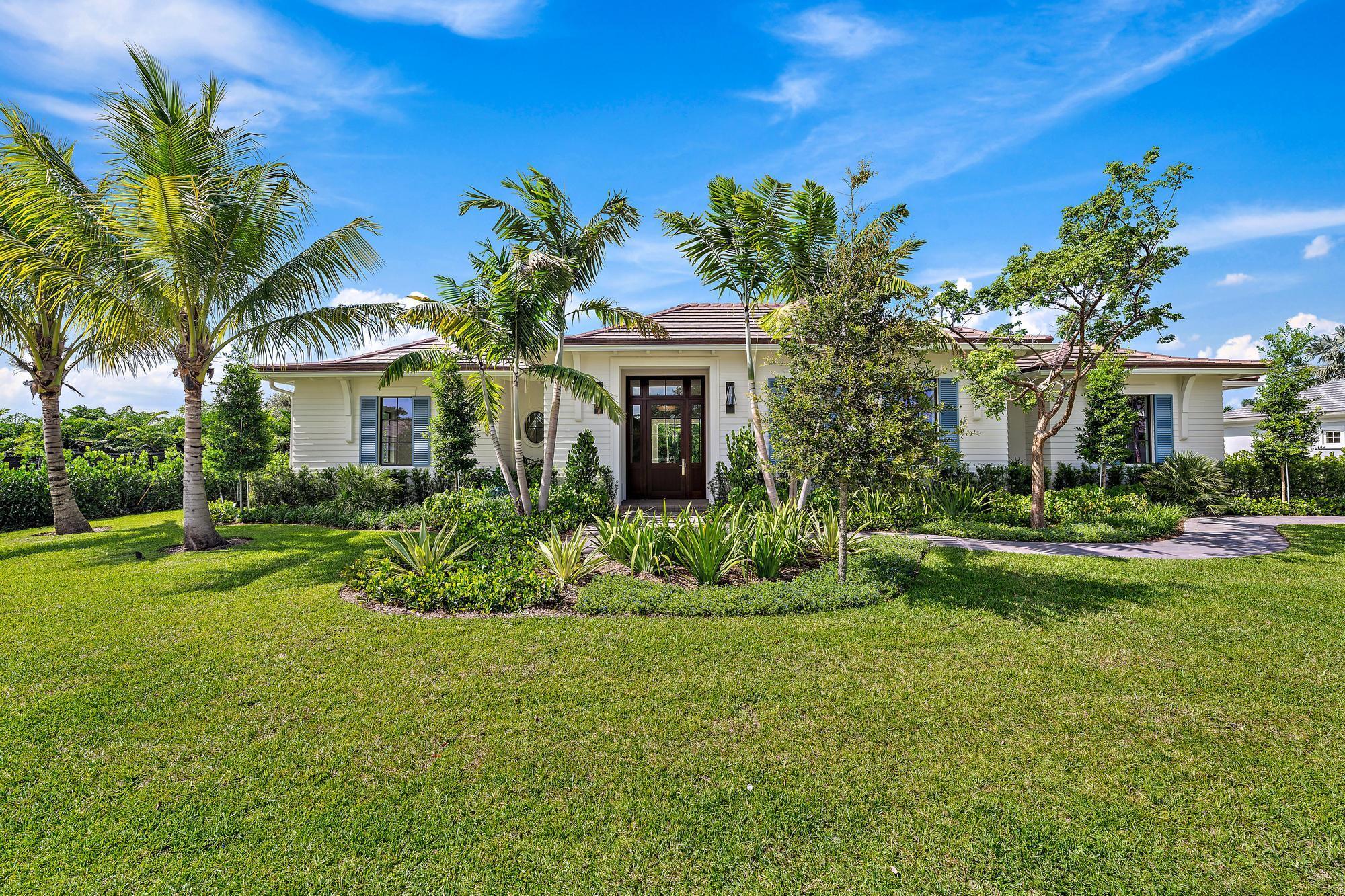 2916 Bluewater Cv Gulfstream, FL 33483
