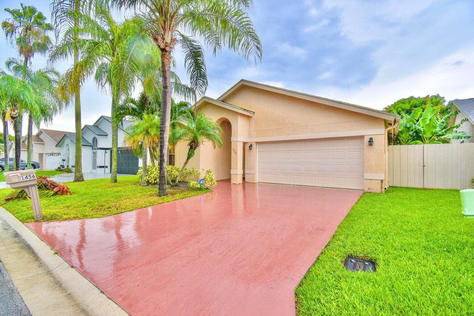 1456 Waterway Cv Dr