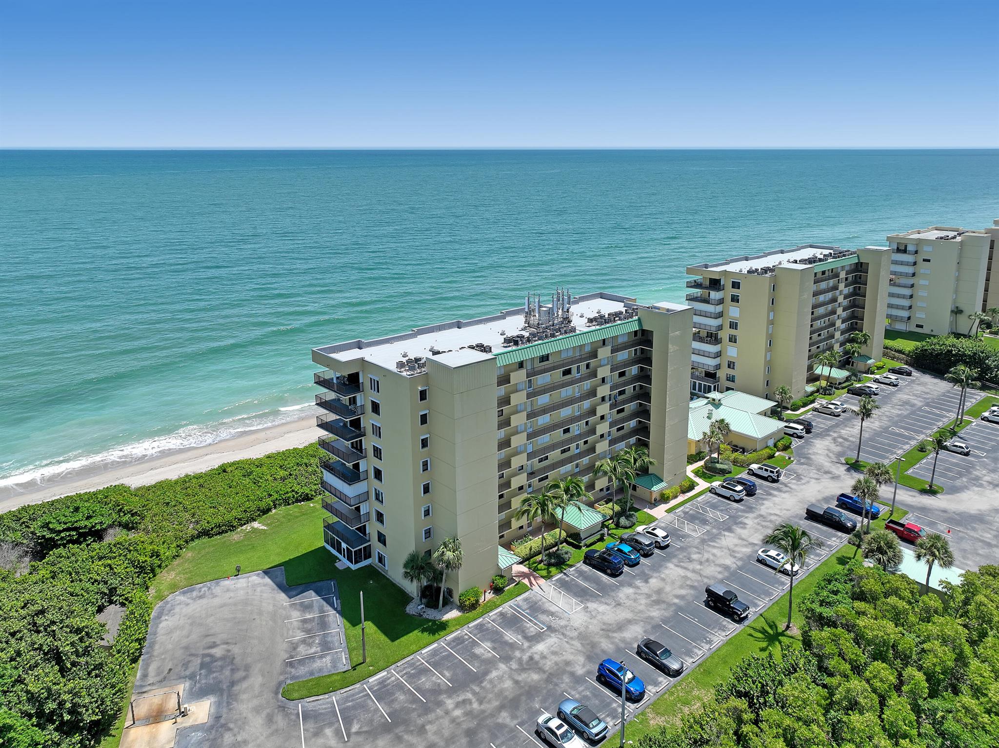 7370 S Ocean Dr #215