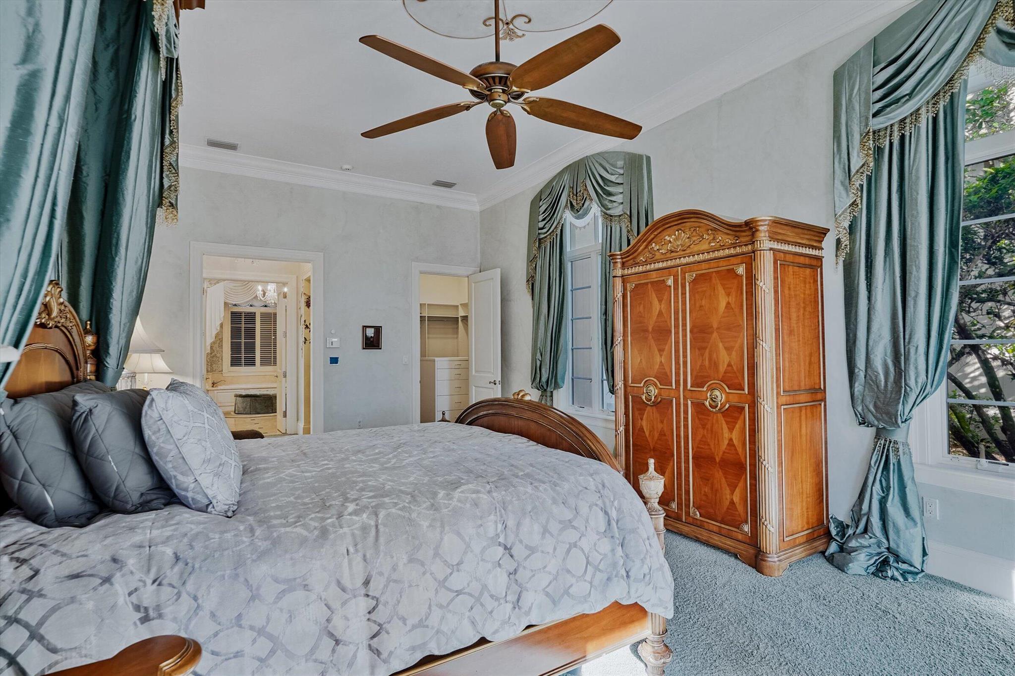 523 Bald Eagle Dr Jupiter, FL 33477