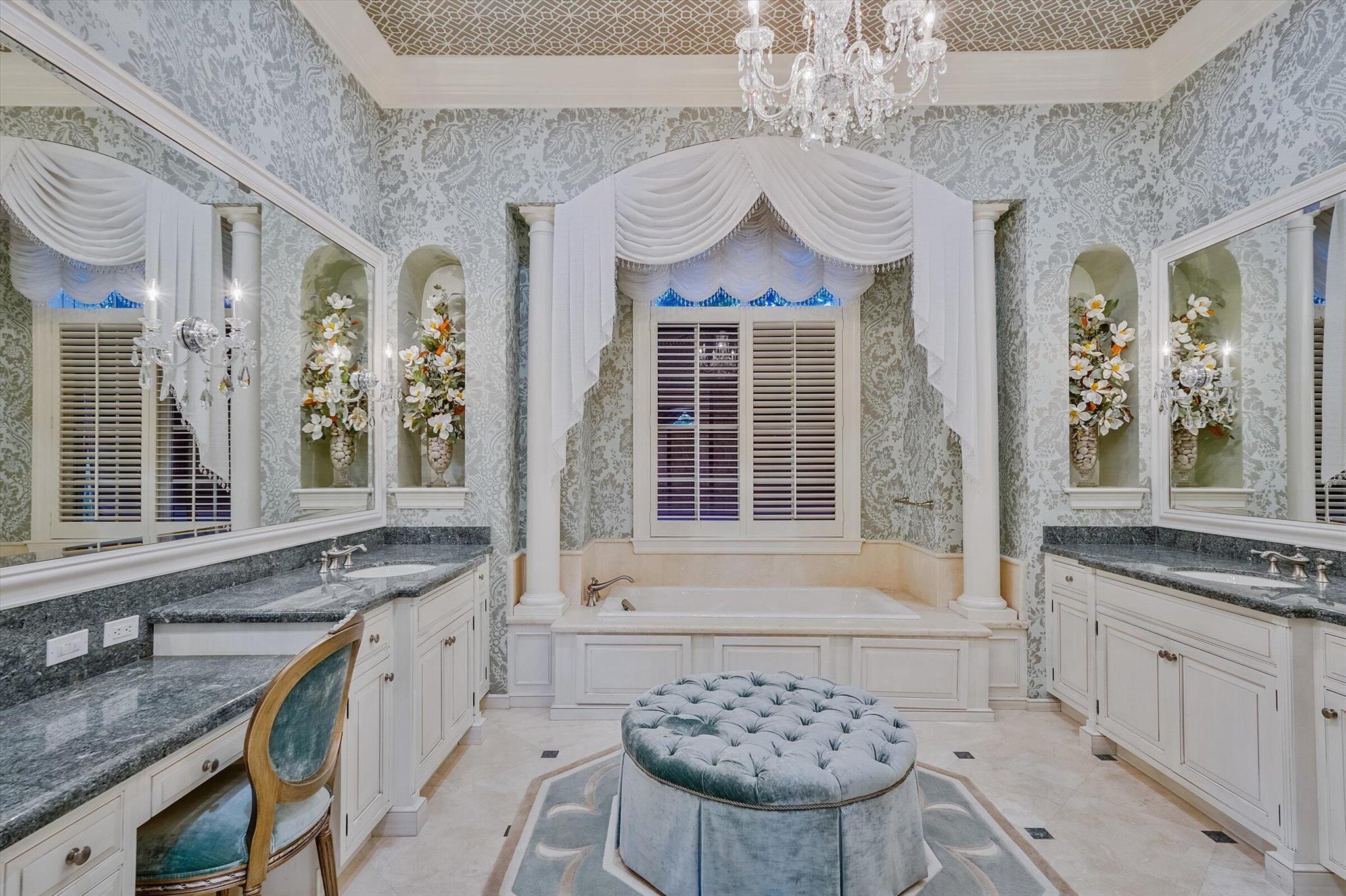 523 Bald Eagle Dr Jupiter, FL 33477