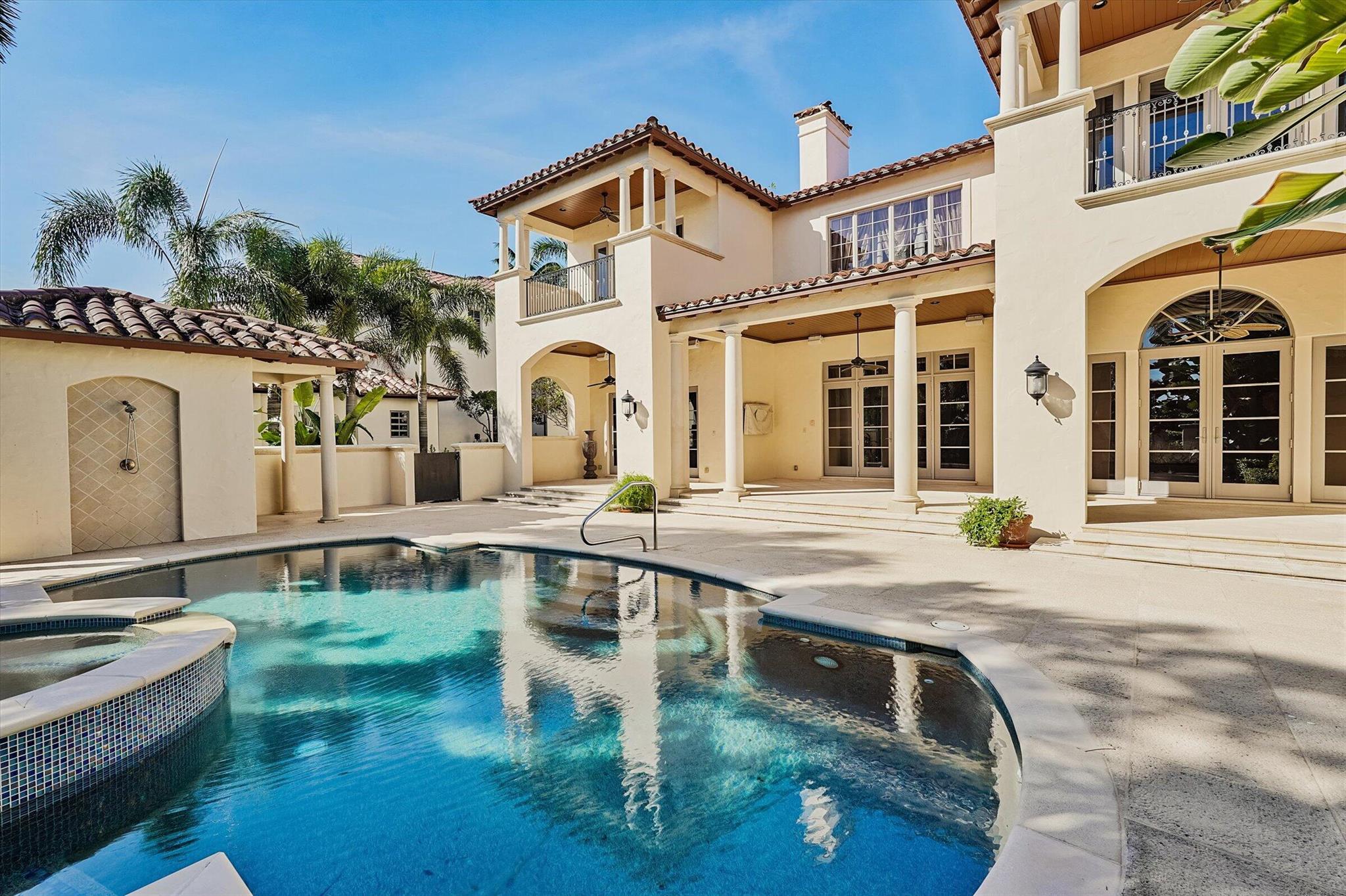 523 Bald Eagle Dr Jupiter, FL 33477