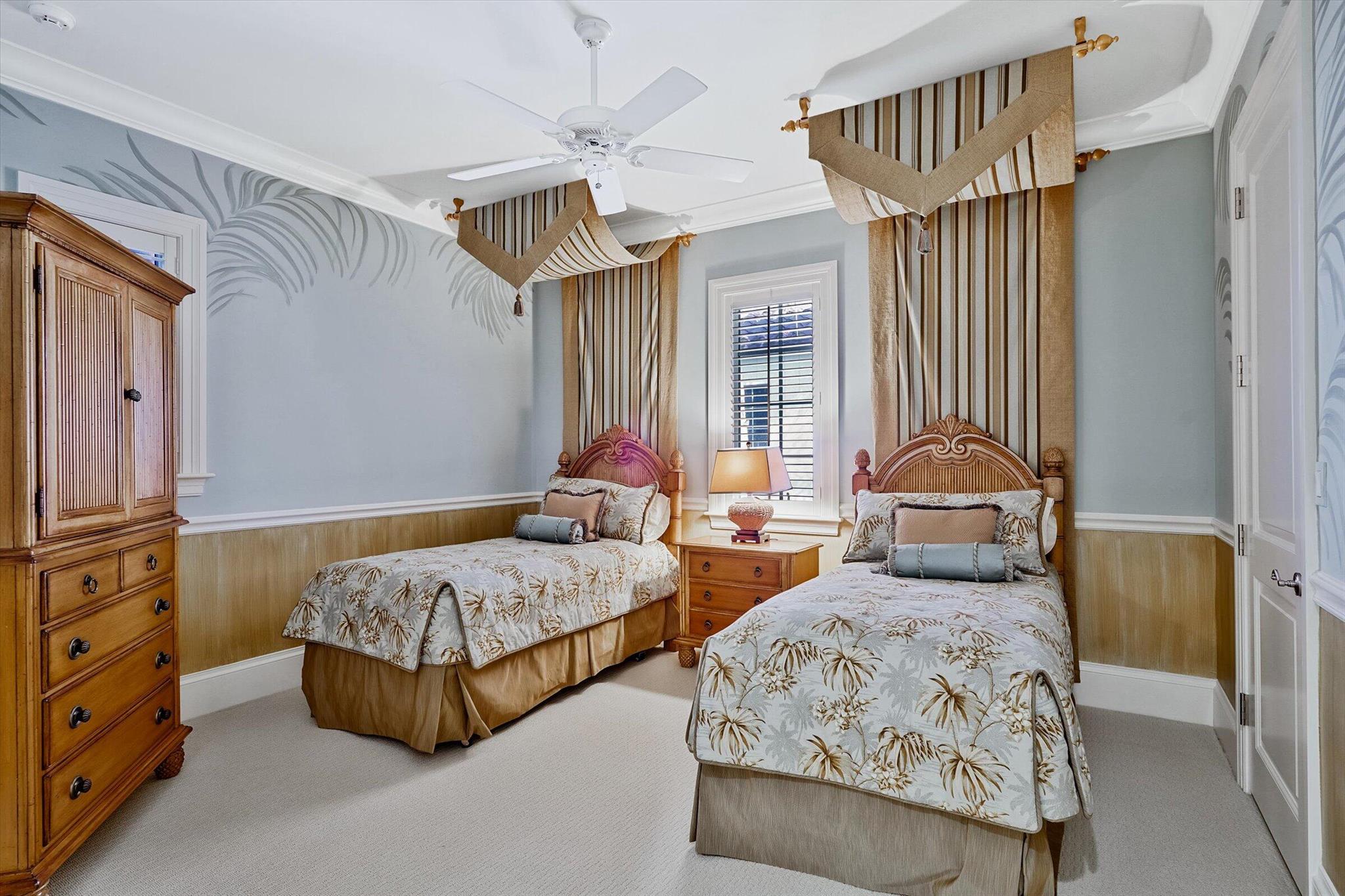 523 Bald Eagle Dr Jupiter, FL 33477