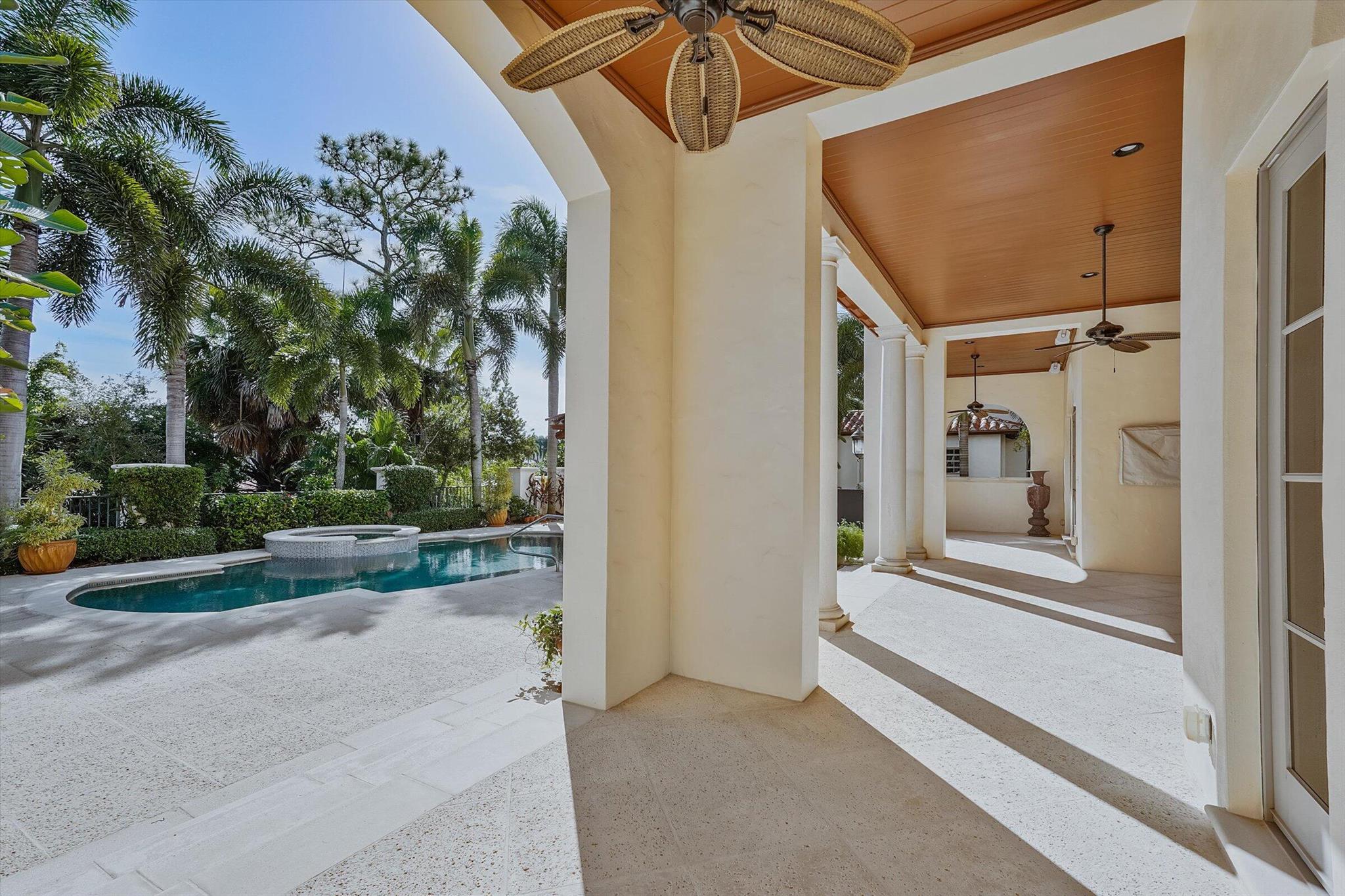 523 Bald Eagle Dr Jupiter, FL 33477