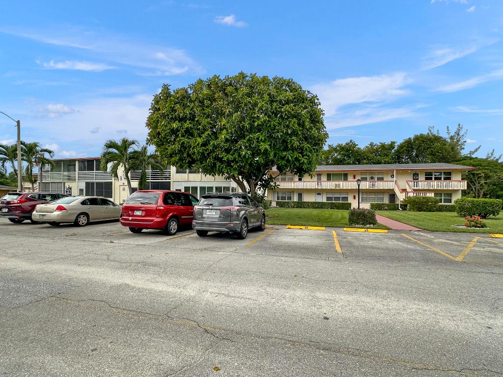 47 Camden B West Palm Beach, FL 33417