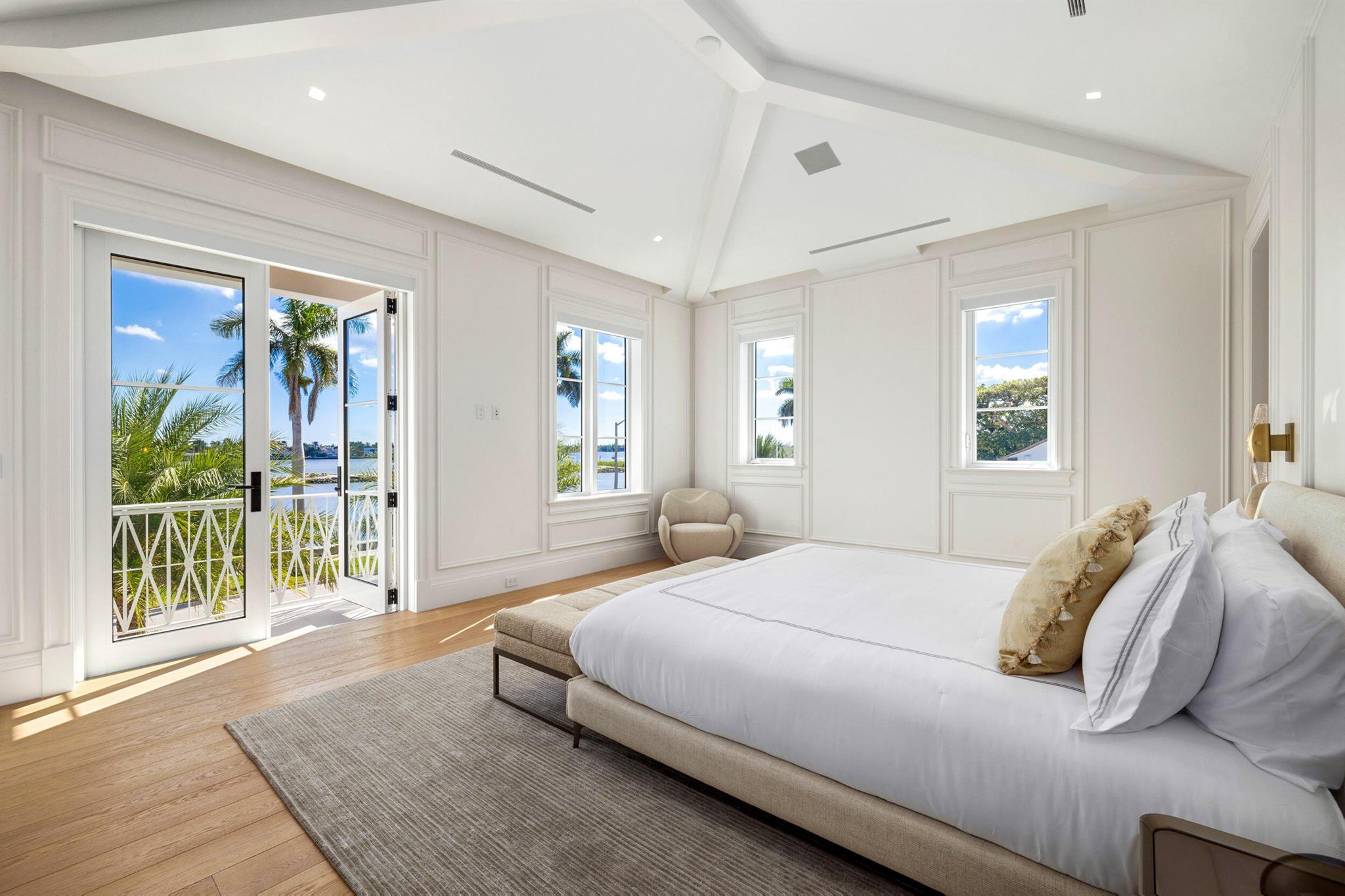 2415 S Flagler Dr West Palm Beach, FL 33401