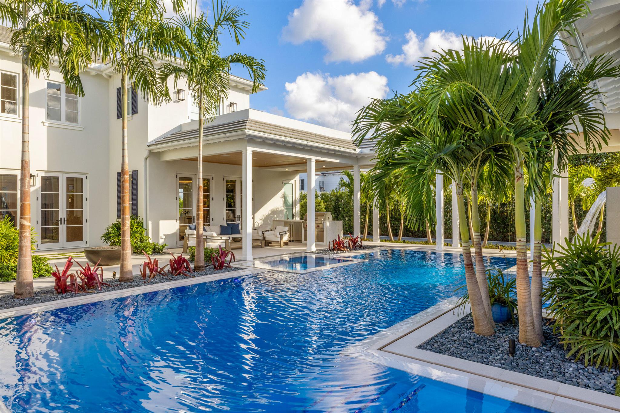 2415 S Flagler Dr West Palm Beach, FL 33401