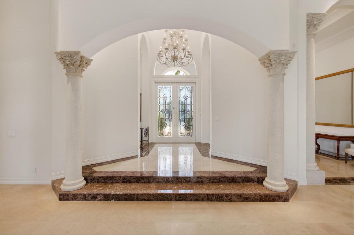 331 Mizner Lk Estates Boca Raton, FL 33432